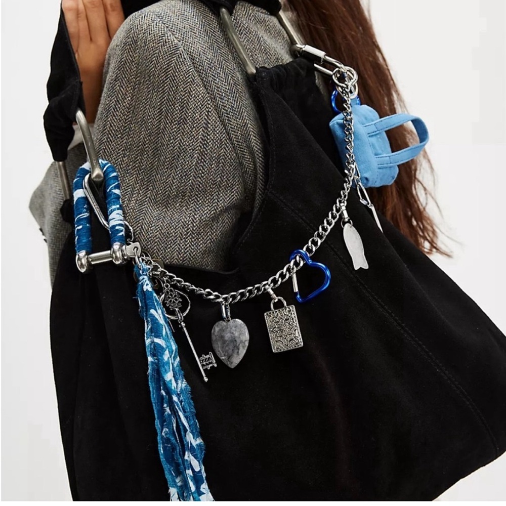 Gorgeous, Free People Bobbi slouchy suede tote❤️ NWT - Picture 6 of 8